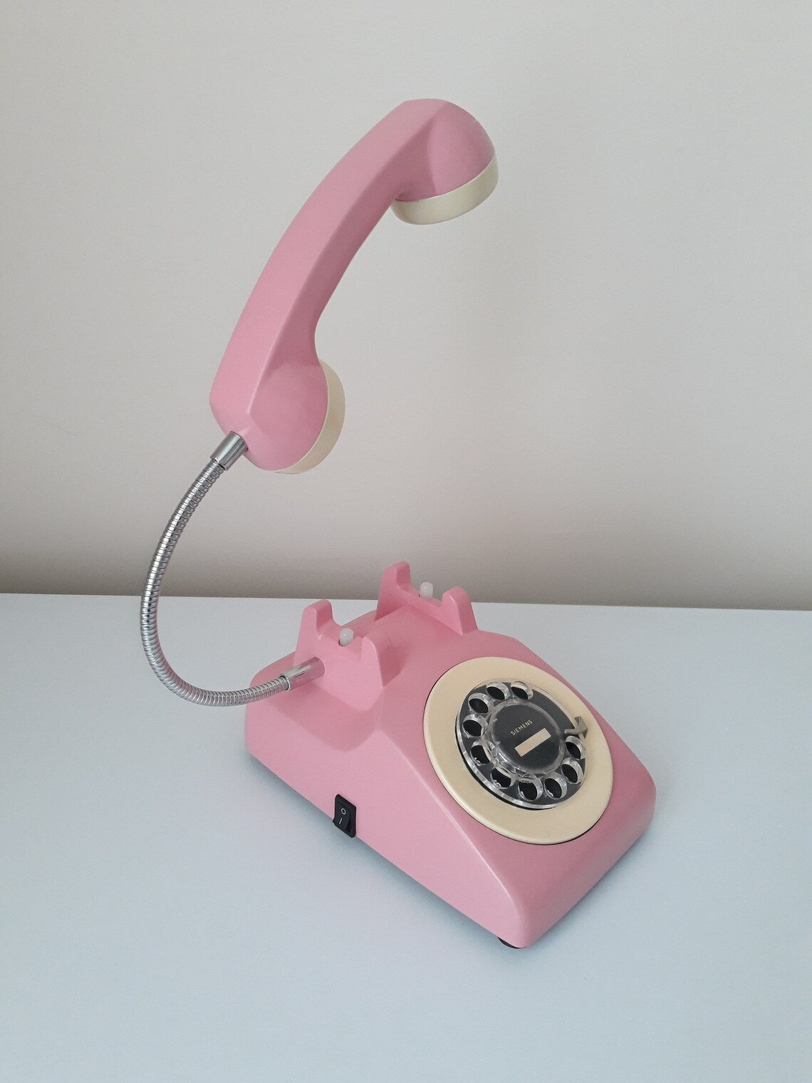 📞Vintage Orange Telephone Lamp